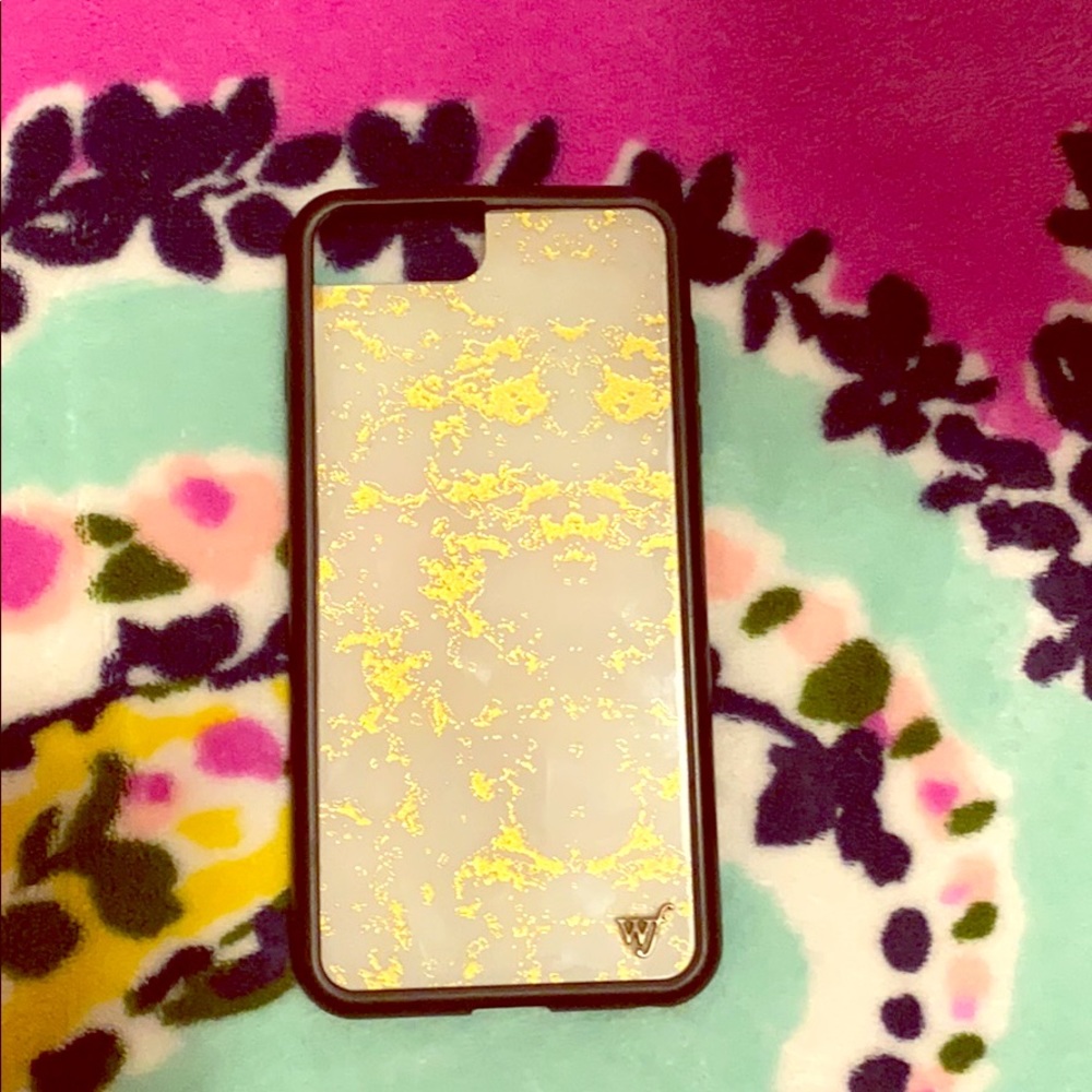 wildflower gold dust iphone 6+,7+, or 8+ case!